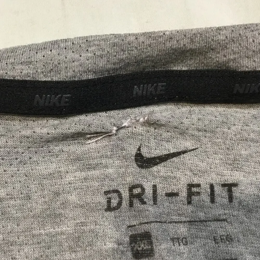 Nike T Shirt